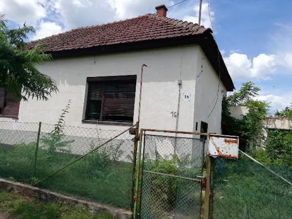 Konyár, Ady Endre utca 16: lakóház · 52 085 Ft – árverés