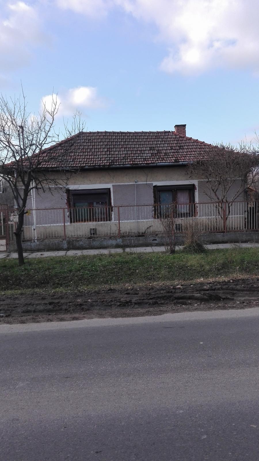 Szeghalom, Kinizsi utca 33.: lakóház · 1 680 000 Ft – árverés