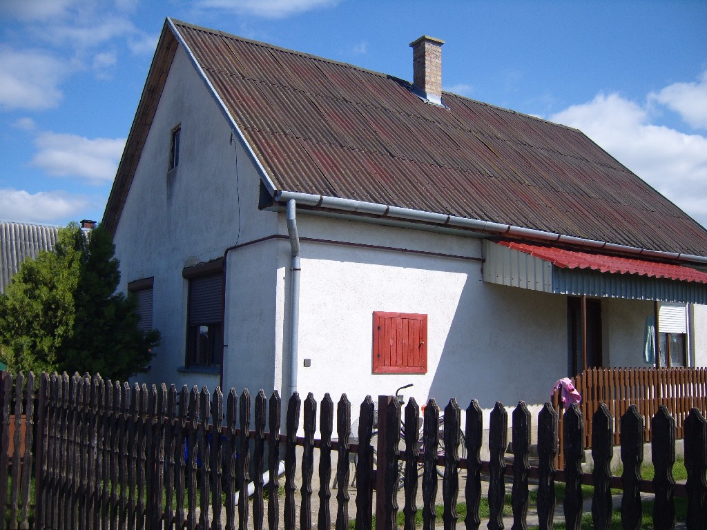 Kisléta, Gyöngyvirág u. 12.: lakóház · 960 000 Ft – árverés