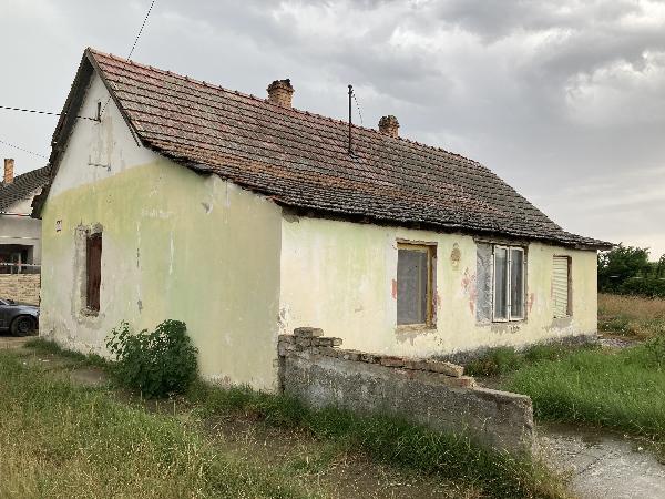 7133 Fadd, Vörösmarty Mihály utca 10.: 700 000 Ft – ingatlanárverés