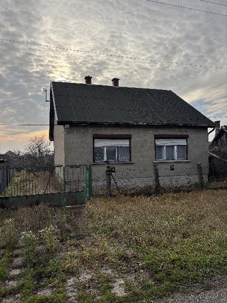 Tiszalúc, Fenyő utca 6/a: lakóház · 2 125 000 Ft – árverés