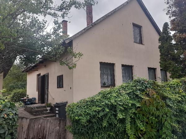 Albertirsa, József Attila utca