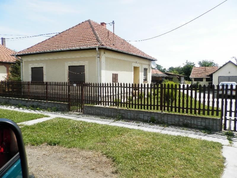 Nagyszénás, Béke utca 48.: lakóház · 4 725 000 Ft – árverés