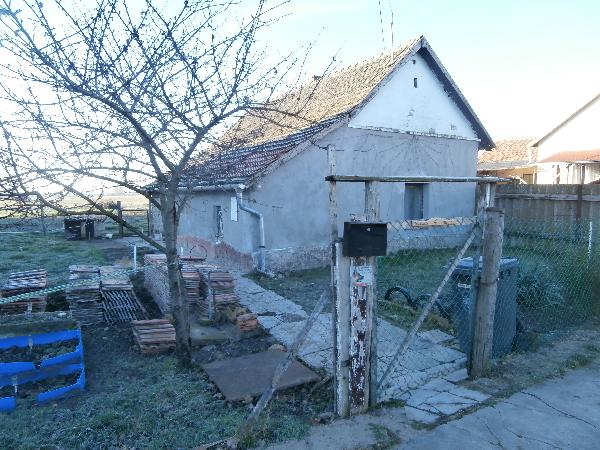 Kiszombor, Szabadság utca 4.: lakóház · 466 667 Ft – árverés