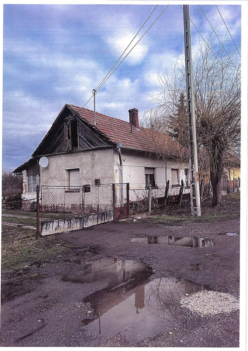 Jászladány, Vadász utca 22: lakóház · 3 000 000 Ft – árverés