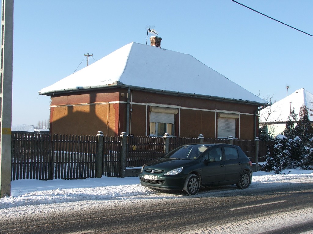 4375 Piricse, Táncsics u. 46.: lakóház · 616 000 Ft – ingatlanárverés