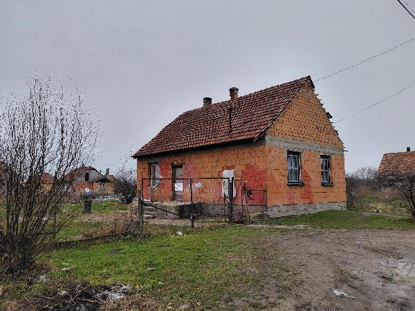 2746 Jászkarajenő, Petőfi utca 101.: 2 000 000 Ft – ingatlanárverés