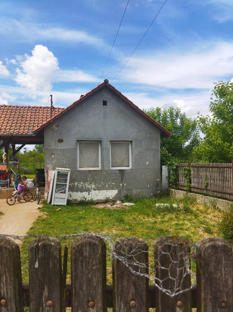 Hajdúhadház, Szőlős utca 8/a: lakóház · 1 575 000 Ft – árverés