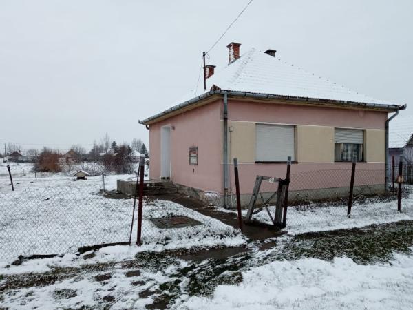 Komádi, Szent László utca 56.: lakóház · 560 000 Ft – árverés