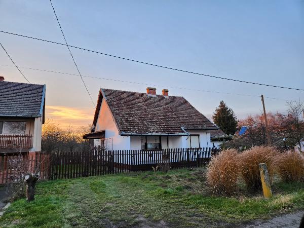 5830 Battonya, Kossuth utca 43: 284 375 Ft – ingatlanárverés