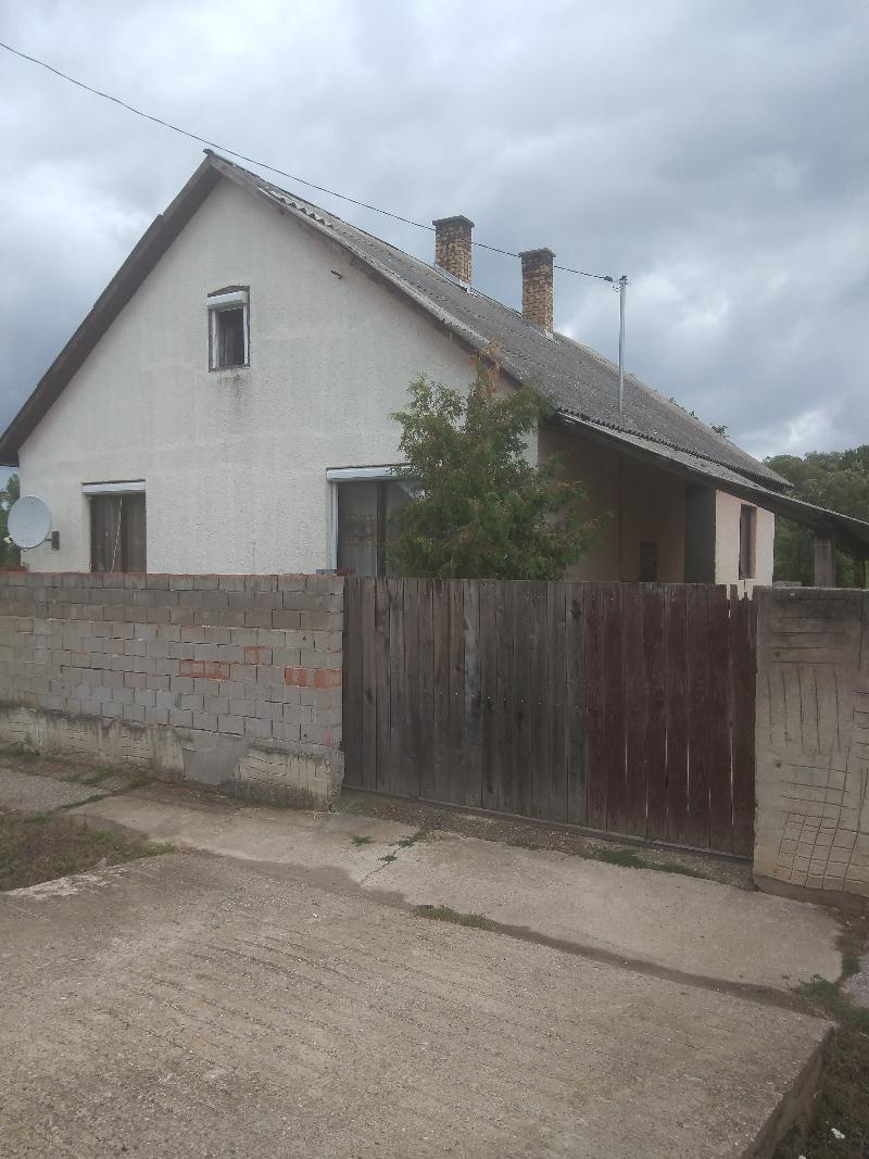 4953 Magosliget, Fő utca 15.: lakóház · 4 000 000 Ft – ingatlanárverés