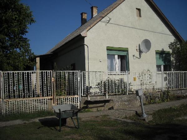 4737 Darnó, Fő utca 36.: lakóház · 1 200 000 Ft – ingatlanárverés