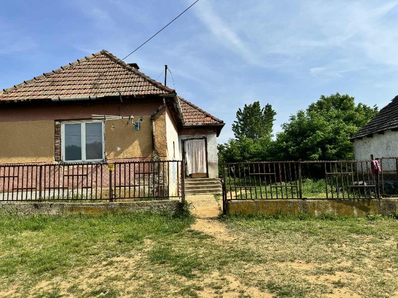 4501 Kemecse, Petőfi utca 63.: lakóház · 151 786 Ft – ingatlanárverés