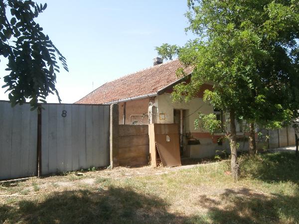 Csanádpalota, Szabadság utca 8: lakóház · 175 000 Ft – árverés