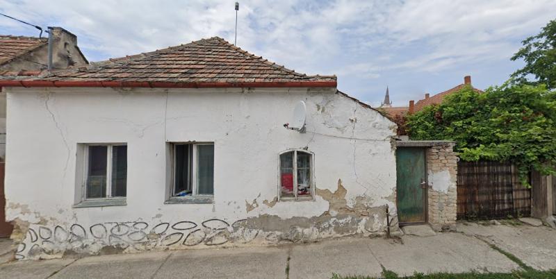 8500 Pápa, Világos utca 7.: lakóház · 39 900 Ft – ingatlanárverés