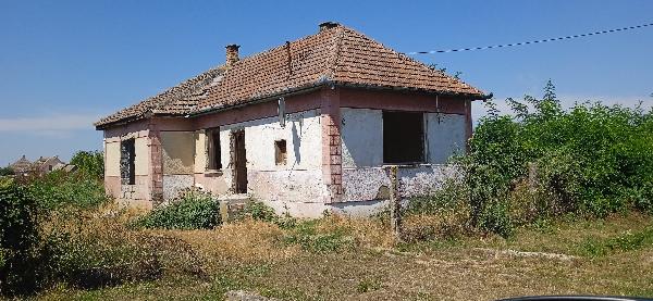 Dombrád, Jókai út 28.: lakóház · 1 000 000 Ft – árverés