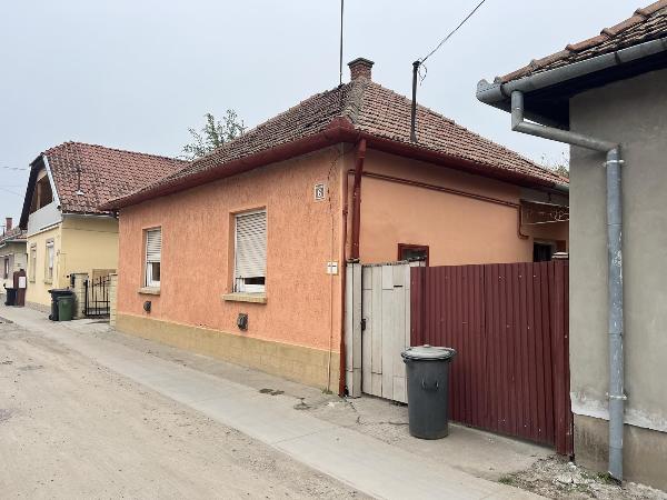 5630 Békés, Prágai utca 6: lakóház · 3 173 336 Ft – ingatlanárverés