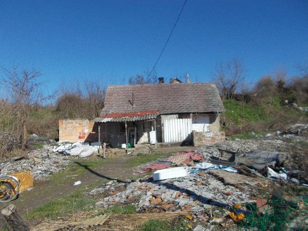 7133 Fadd, Attila utca 16.: lakóház · 800 000 Ft – ingatlanárverés