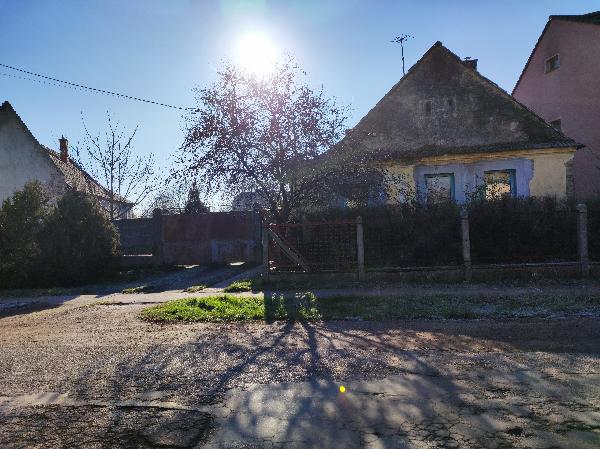 Rábaszentandrás, Vasút utca 37: lakóház · 600 000 Ft – árverés