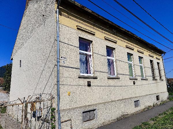Sátoraljaújhely, Köztársaság utca 19: lakóház · 29 250 000 Ft
