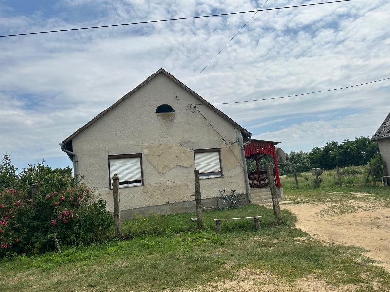 Piricse, Ady Endre utca 5.: lakóház · 1 250 000 Ft – árverés