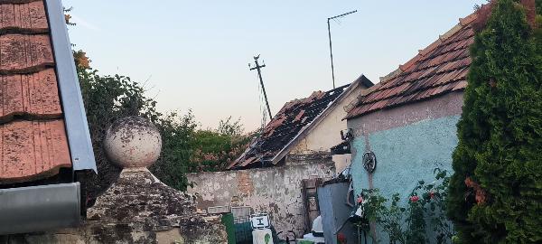 8300 Tapolca, Balaton utca 38: 1 826 294 Ft – ingatlanárverés