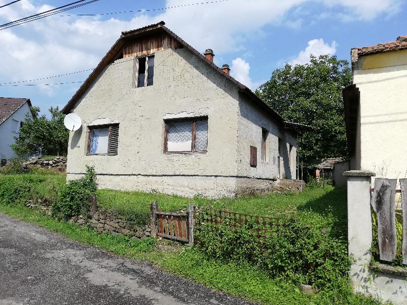 Kisnána, Alkotmány utca 12.: lakóház · 637 500 Ft – árverés