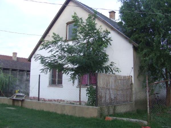 Vilmány, Dózsa György utca 53.: lakóház · 800 000 Ft – árverés