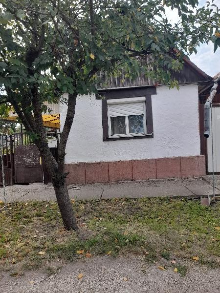 5000 Szolnok, Dráva utca 10: lakóház · 1 125 000 Ft – ingatlanárverés
