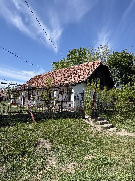 3371 Átány, Templom út 19. – lezárult árverés, 500 000 Ft