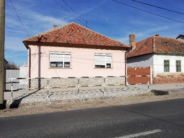 Fertőd, Óvoda utca 20/a: lakóház · 5 827 500 Ft – árverés