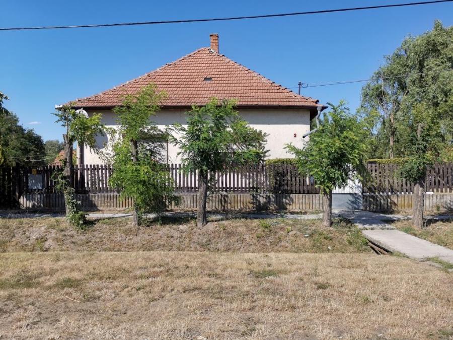 Vésztő, Mikes utca 2: lakóház · 4 500 000 Ft – árverés