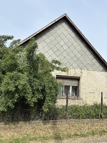 Tiszalúc, Mátyás Király utca 8: lakóház · 1 000 000 Ft – árverés