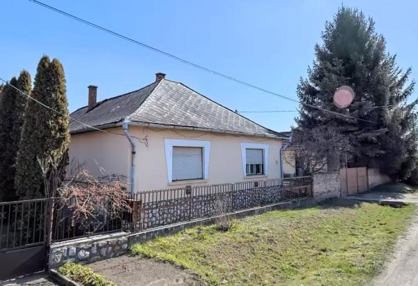 Erdőtelek, Kossuth Lajos utca 36.: lakóház · 3 600 000 Ft – árverés