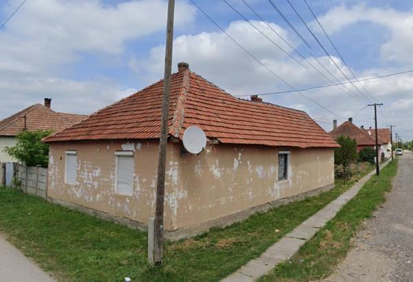 5720 Sarkad, Hársfa utca 1: lakóház · 800 000 Ft – ingatlanárverés