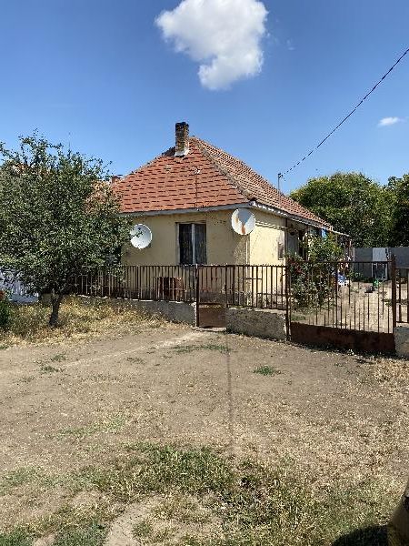 Tiszalúc, Béke utca 73.: lakóház · 1 500 000 Ft – árverés