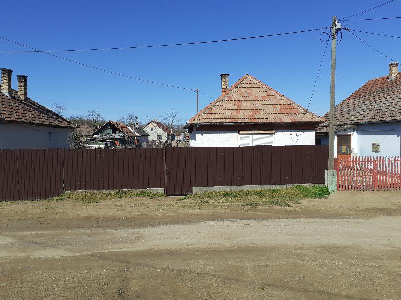 4482 Kótaj, Pacsirta utca 8: lakóház · 875 000 Ft – ingatlanárverés