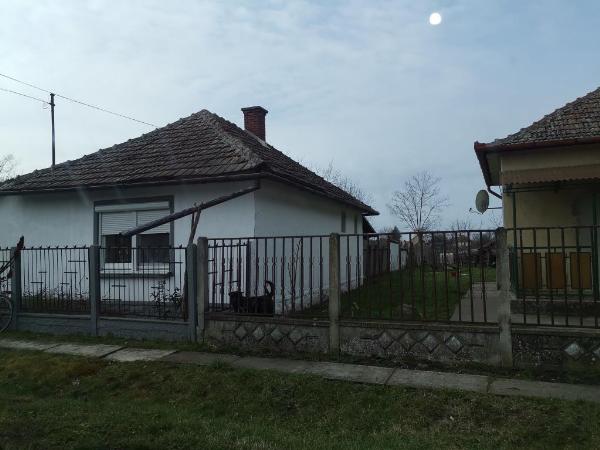 5530 Vésztő, Nyár utca 40.: lakóház · 4 000 000 Ft – ingatlanárverés