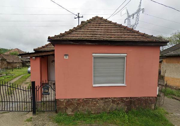 7400 Kaposvár, Hold utca 34.: lakóház · 6 160 000 Ft – ingatlanárverés