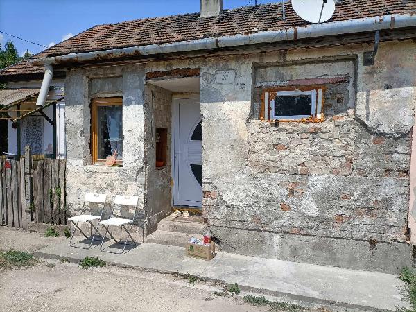 Tokodaltáró, Rozmaring utca 7/b.: lakóház · 2 160 000 Ft – árverés