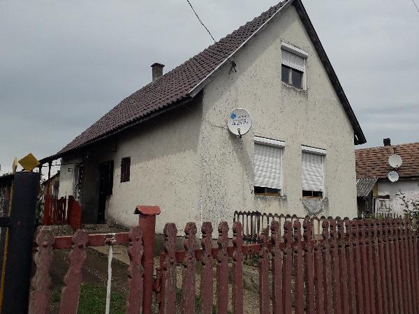 3849 Forró, Temetősor út 27.: lakóház · 4 000 000 Ft – ingatlanárverés