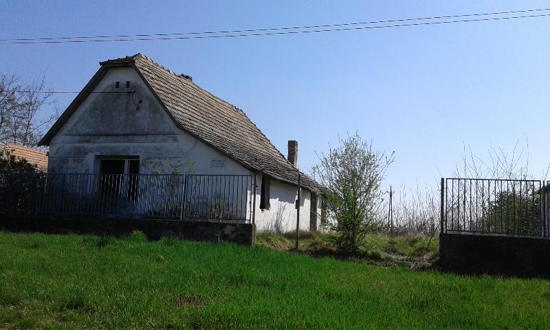 Hercegszántó, Mártírok utca 6.: lakóház · 100 000 Ft – árverés