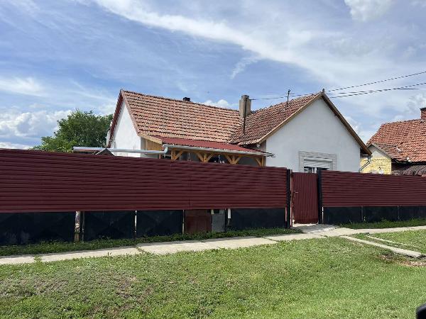 Mezőberény, Rózsa utca 22.: lakóház · 1 400 000 Ft – árverés