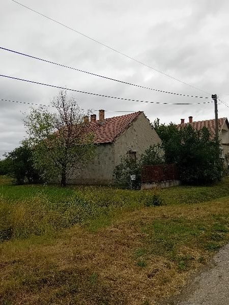 Tiszacsege, Táncsics utca 4: lakóház · 700 000 Ft – árverés