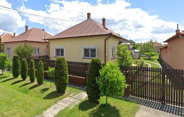 Törökszentmiklós, Délibáb utca 45.: lakóház · 795 455 Ft – árverés