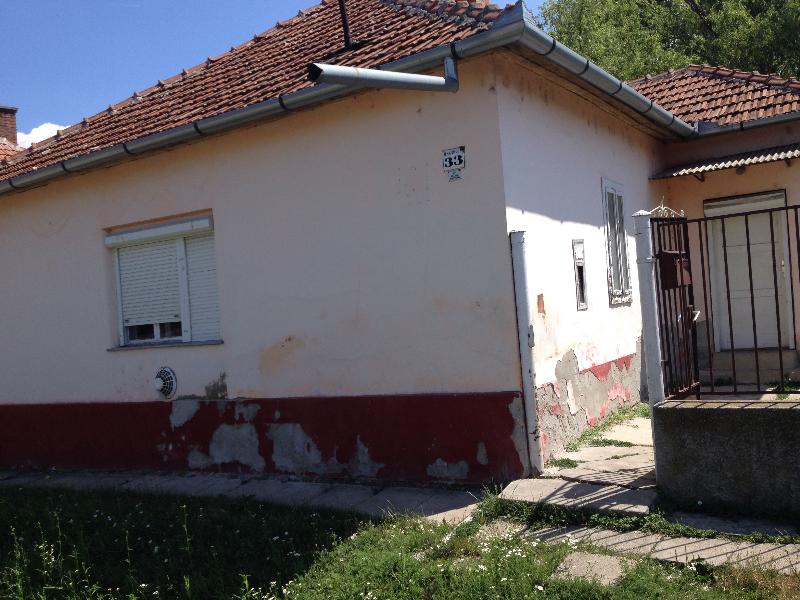 5720 Sarkad, Hajdú utca 33.: lakóház · 2 500 000 Ft – ingatlanárverés
