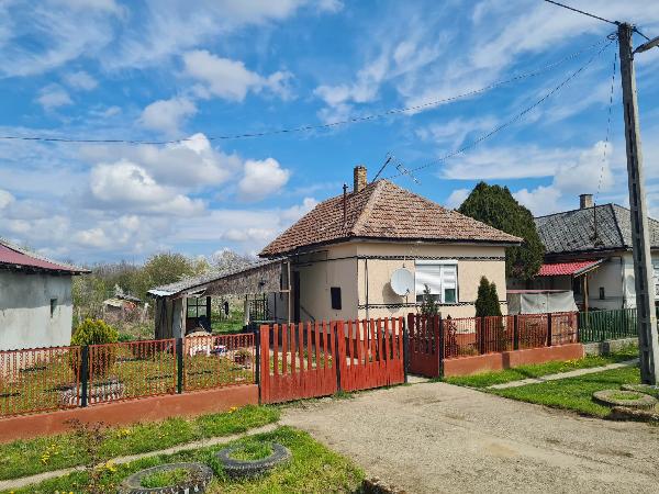 4954 Sonkád, Új Élet utca 7.: lakóház · 300 000 Ft – ingatlanárverés