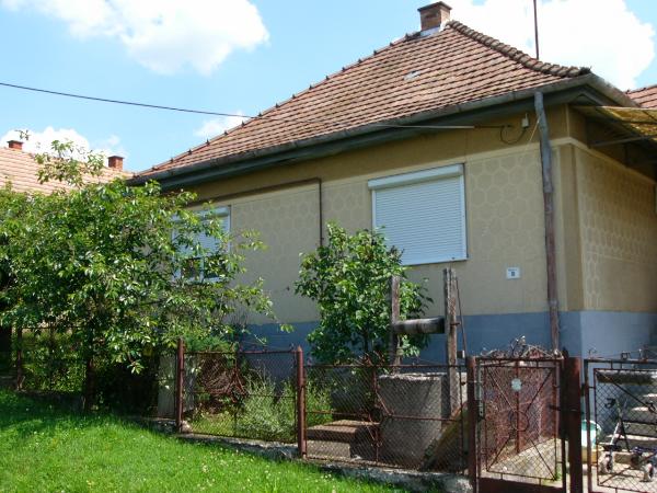Karancslapujtő, Táncsics út