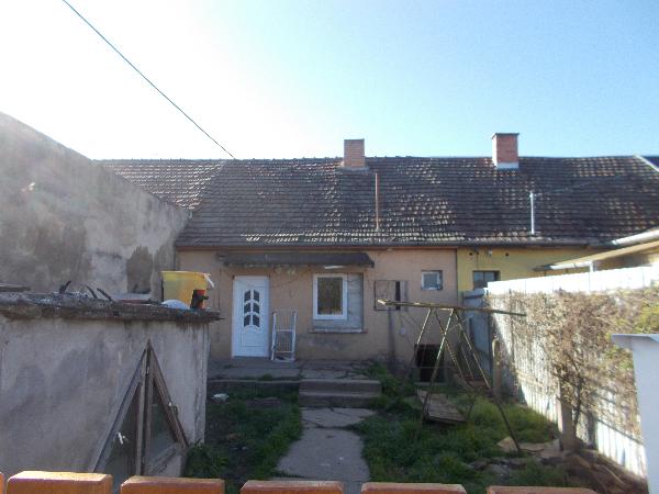 Nagymányok, Móricz Zs. utca