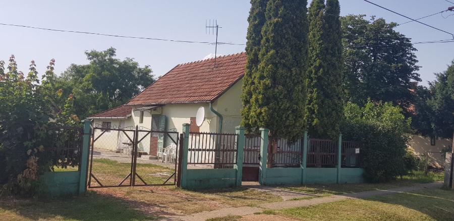 5624 Doboz, Kodály utca 32: lakóház · 875 000 Ft – ingatlanárverés